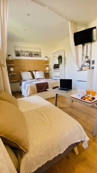 Studio A 10 Min Metro 1 & Rer A Disney - Vincennes Buitenkant foto